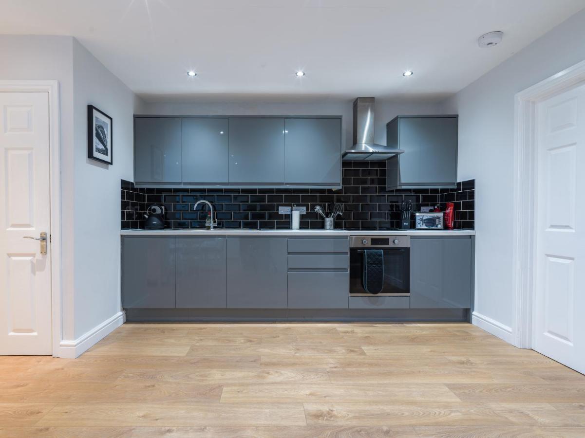 Charming 3-Bed House In Newcastle Upon Tyneヴィラ エクステリア 写真