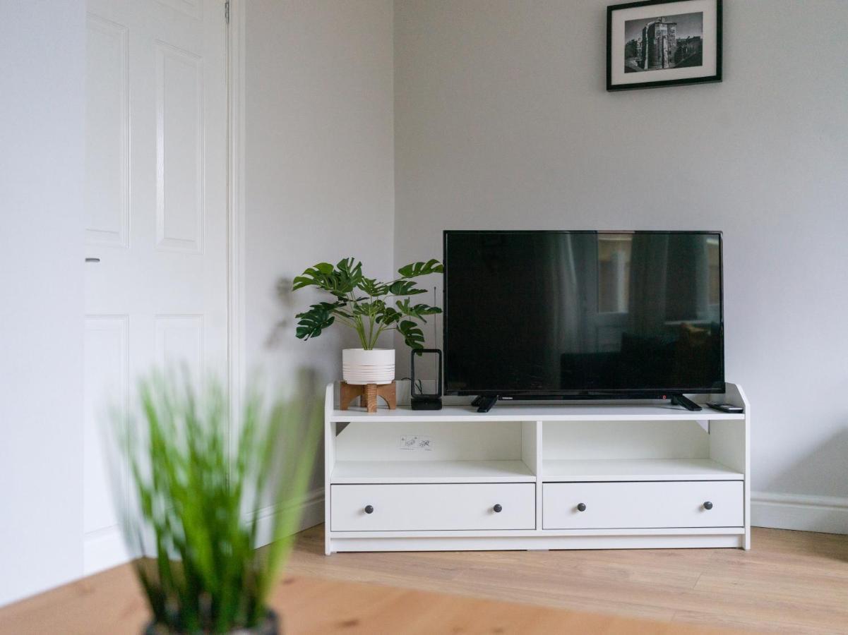Charming 3-Bed House In Newcastle Upon Tyneヴィラ エクステリア 写真
