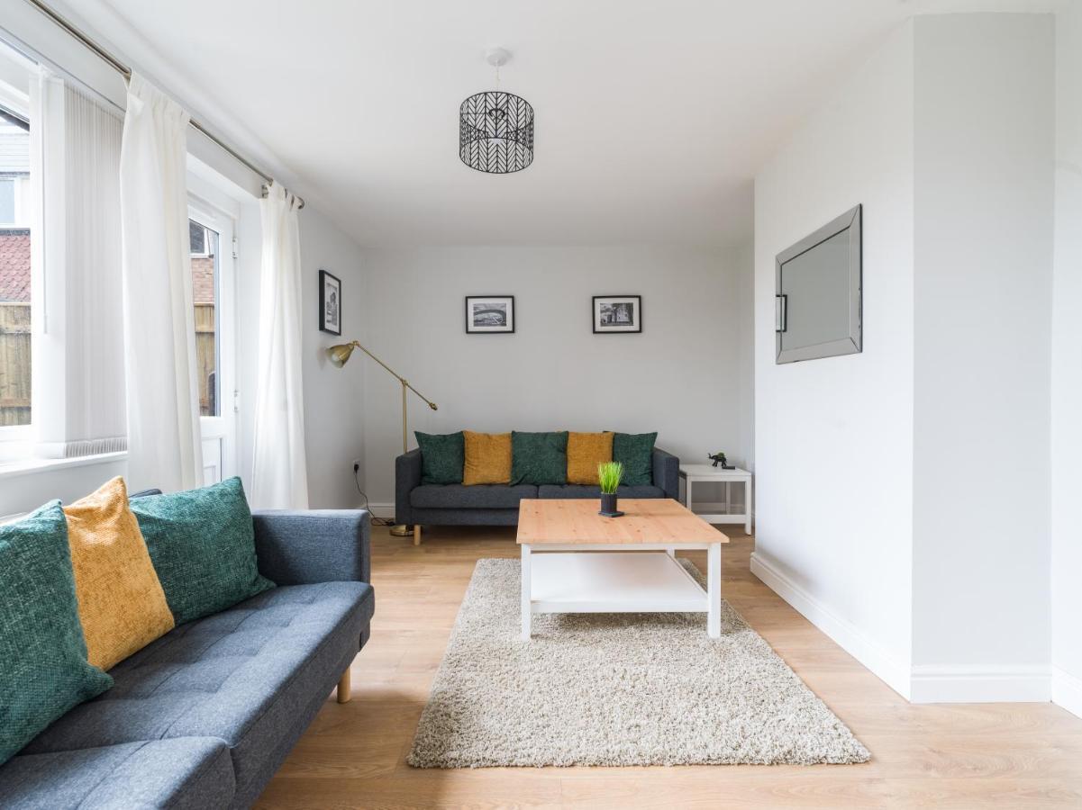 Charming 3-Bed House In Newcastle Upon Tyneヴィラ エクステリア 写真