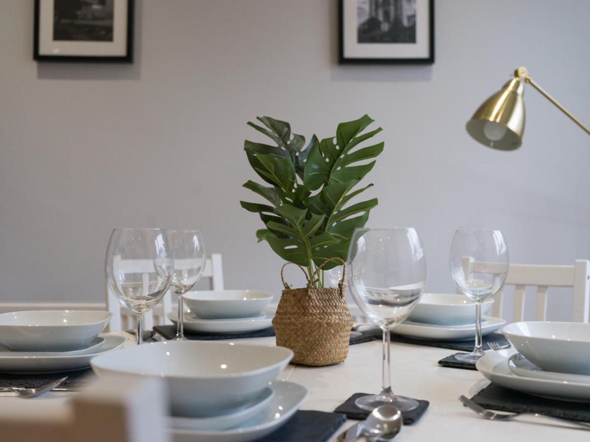 Charming 3-Bed House In Newcastle Upon Tyneヴィラ エクステリア 写真